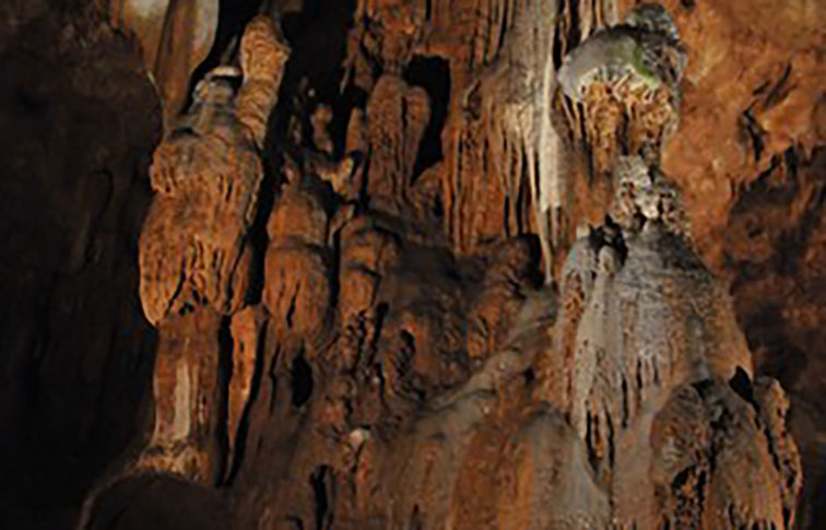 dettaglio interno grotte