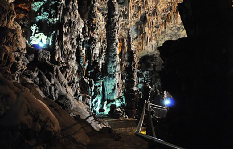 interno grotte di collepardo