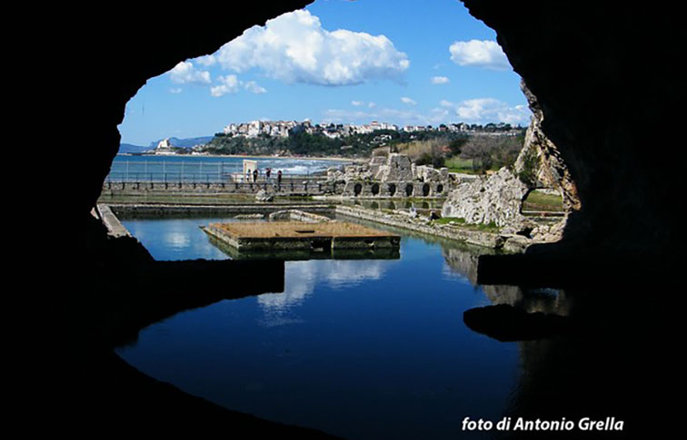 sperlonga la grotta di tiberio