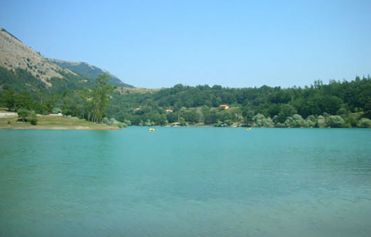 lago cardito veduta
